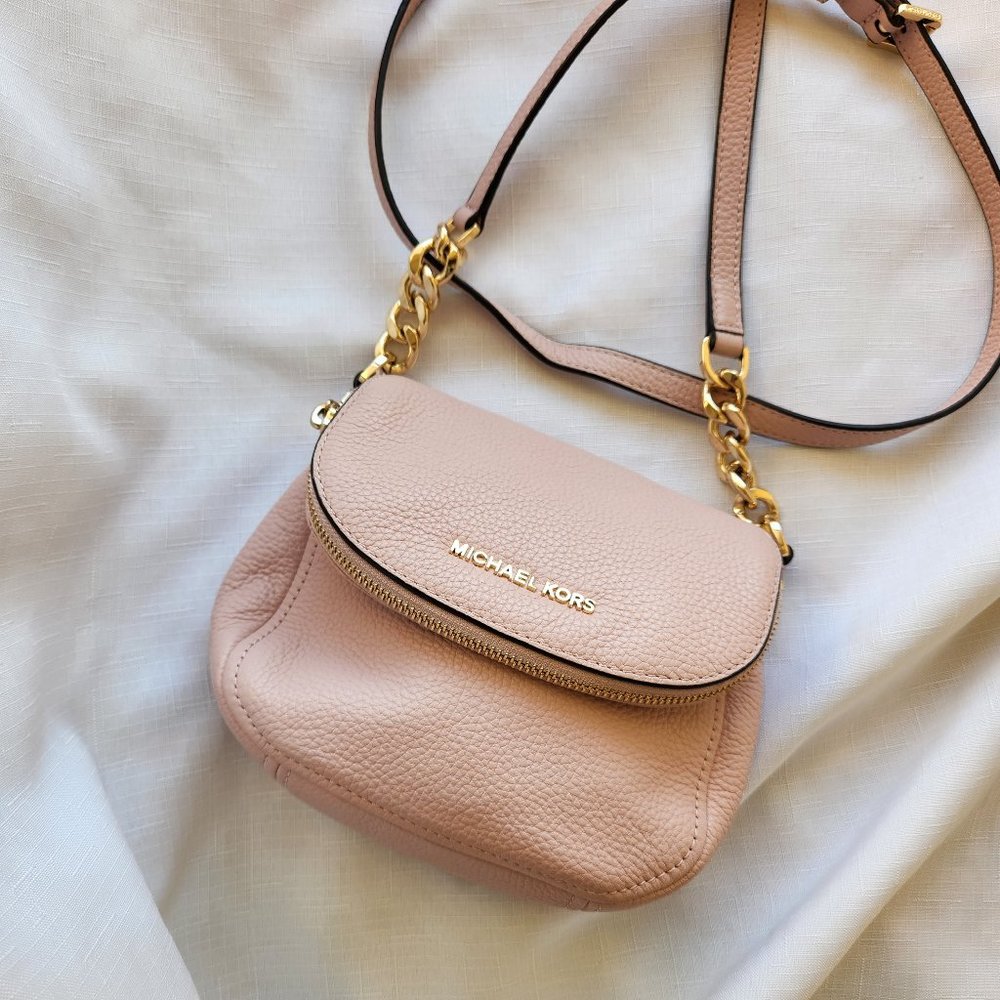 Michael Kors Pebbled Leather Light Cream Lady Crossbody Bag